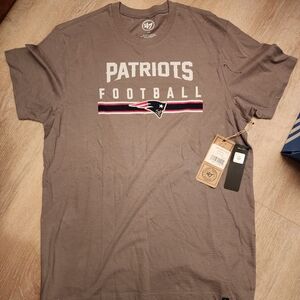🆕 47 Brand Patriots Football Gray Short Sleeve Tee
